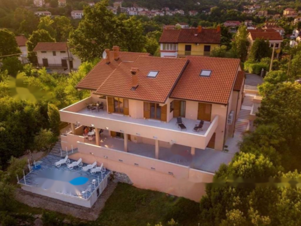 Дом в Опатии, Хорватия, 1 000 м² - фото 2