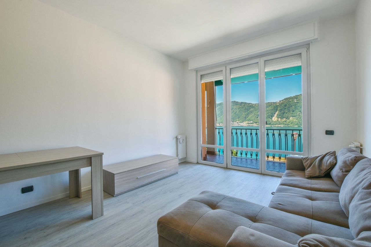 Квартира в Кампионе-д'Италия, Италия, 78 м² - фото 5