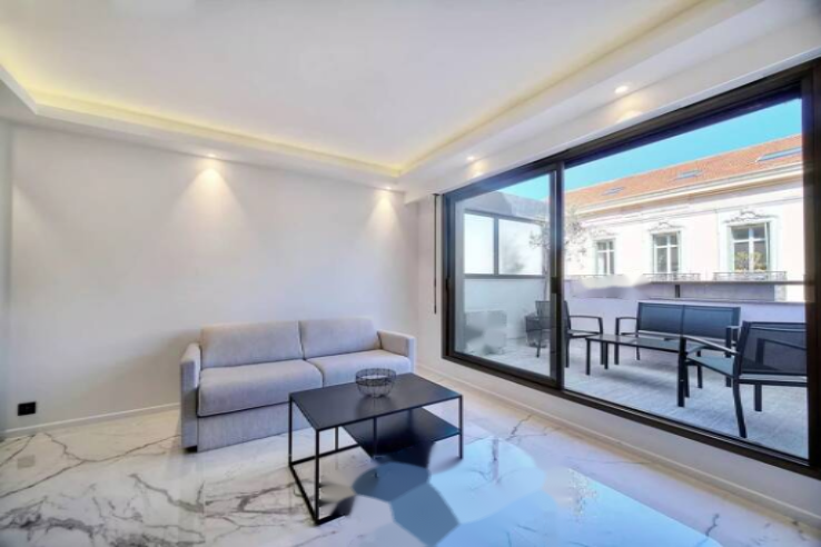 Квартира в Каннах, Франция, 32 м² - фото 2