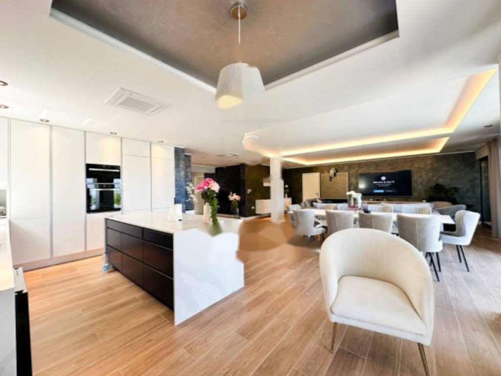 Дом в Опатии, Хорватия, 400 м² - фото 4