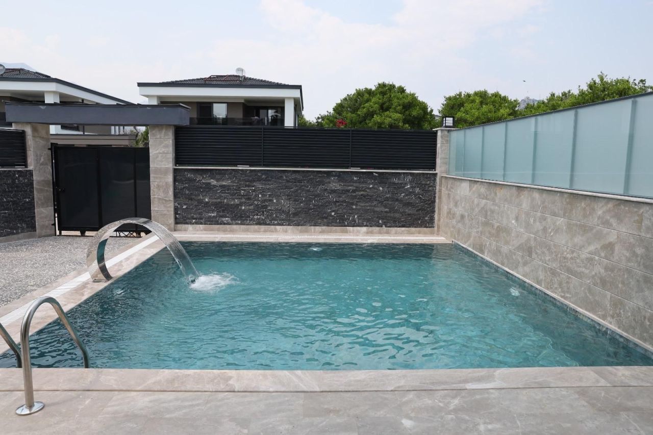 Вилла в Чамьюве, Турция, 240 м² - фото 14