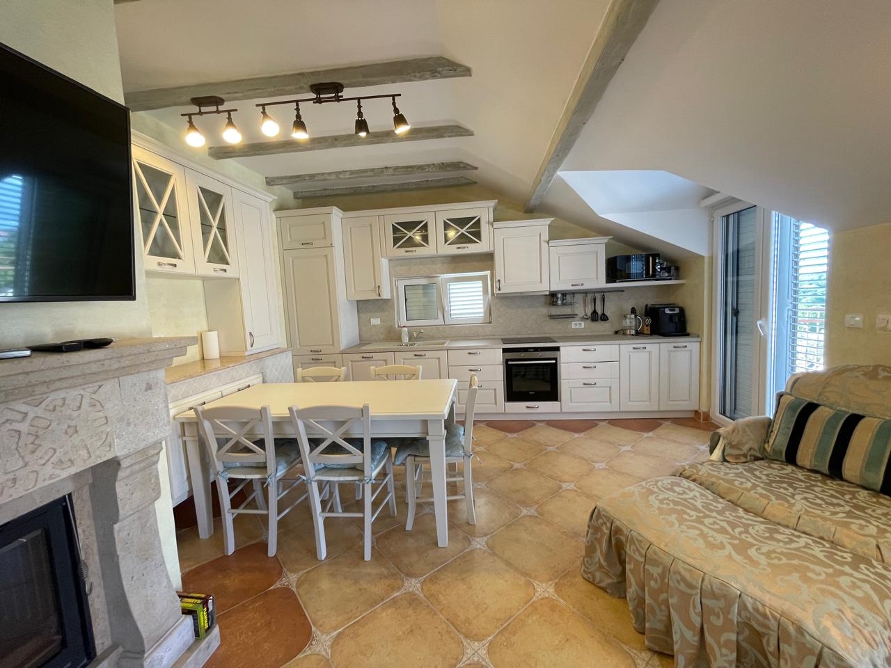 Вилла в Тивате, Черногория, 295 м² - фото 12