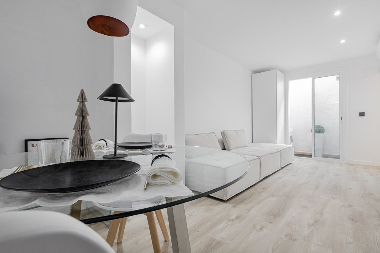 Квартира в Барселоне, Испания, 43 м² - фото 2