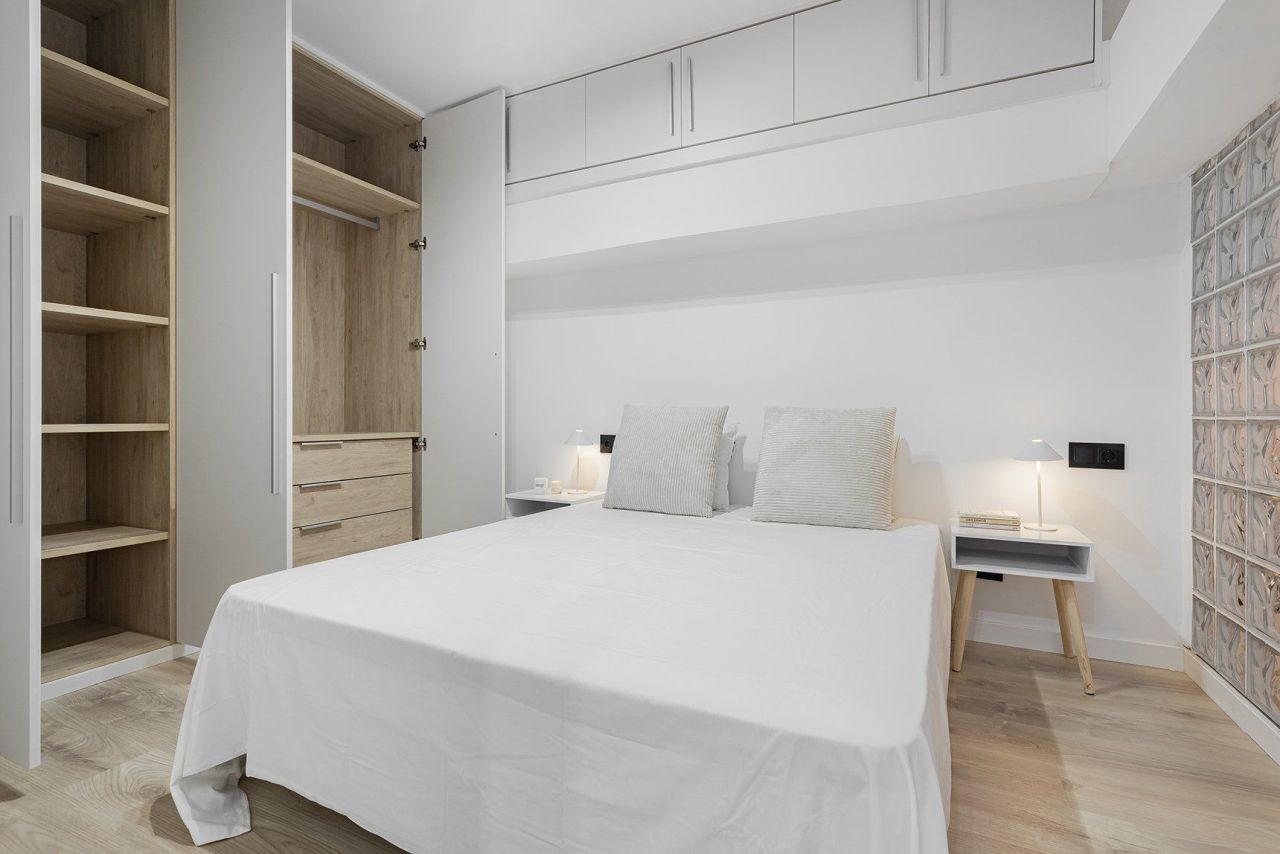 Квартира в Барселоне, Испания, 43 м² - фото 14