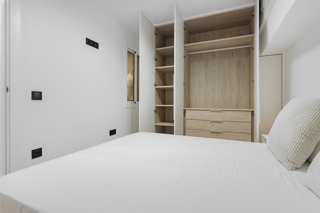 Квартира в Барселоне, Испания, 43 м² - фото 17