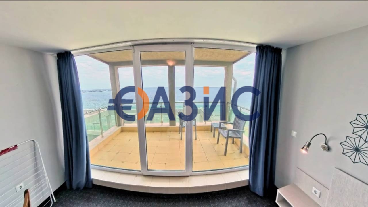 Апартаменты в Несебре, Болгария, 74.8 м² - фото 1