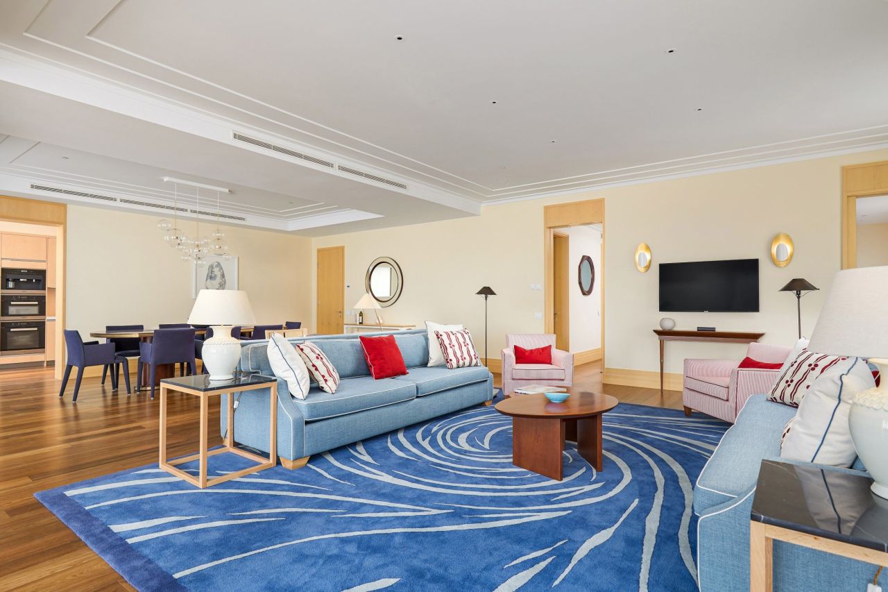 Апартаменты в Тивате, Черногория, 491 м² - фото 5