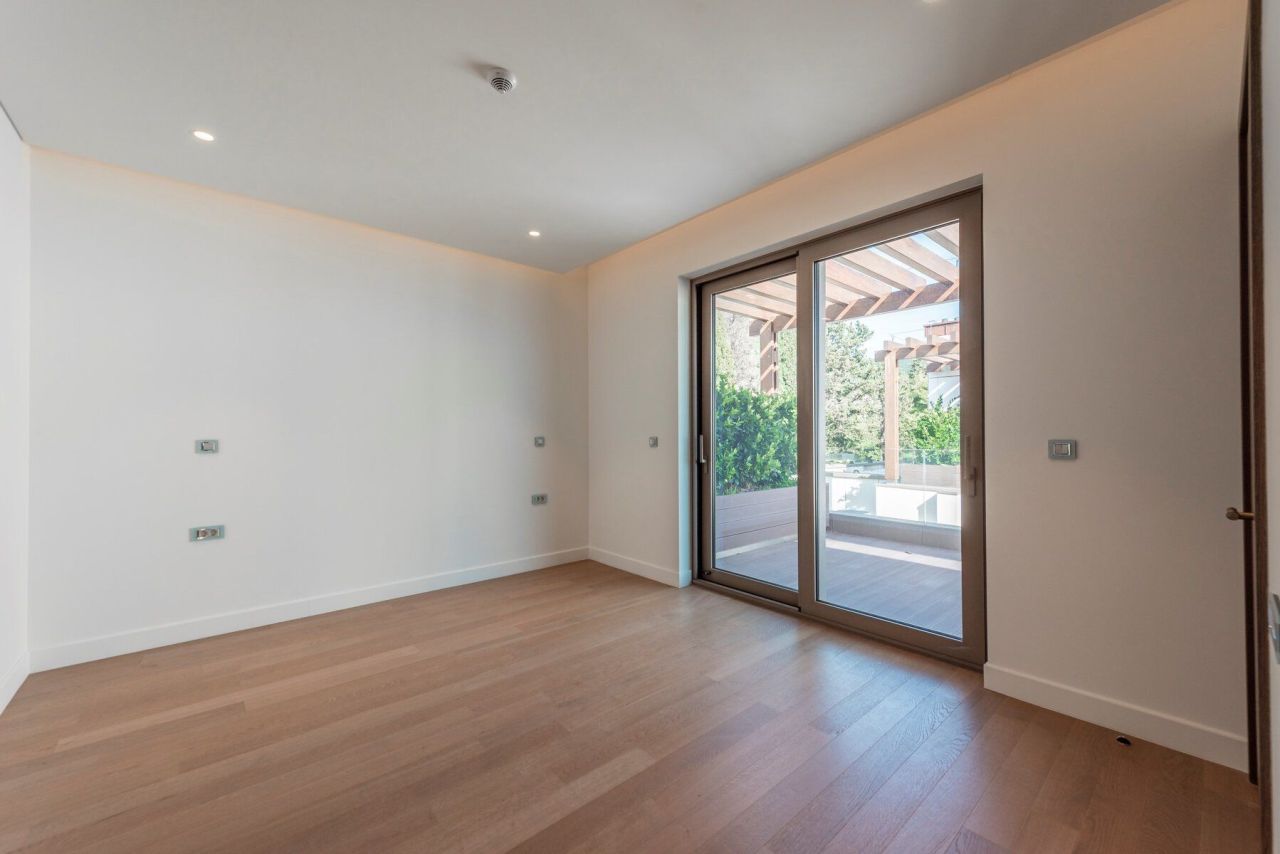 Апартаменты в Херцег-Нови, Черногория, 156 м² - фото 11