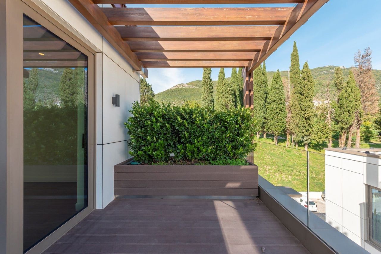 Апартаменты в Херцег-Нови, Черногория, 156 м² - фото 13