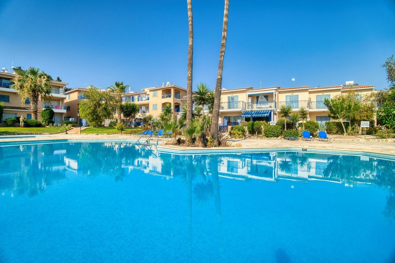 Апартаменты в Пафосе, Кипр, 70 м² - фото 12