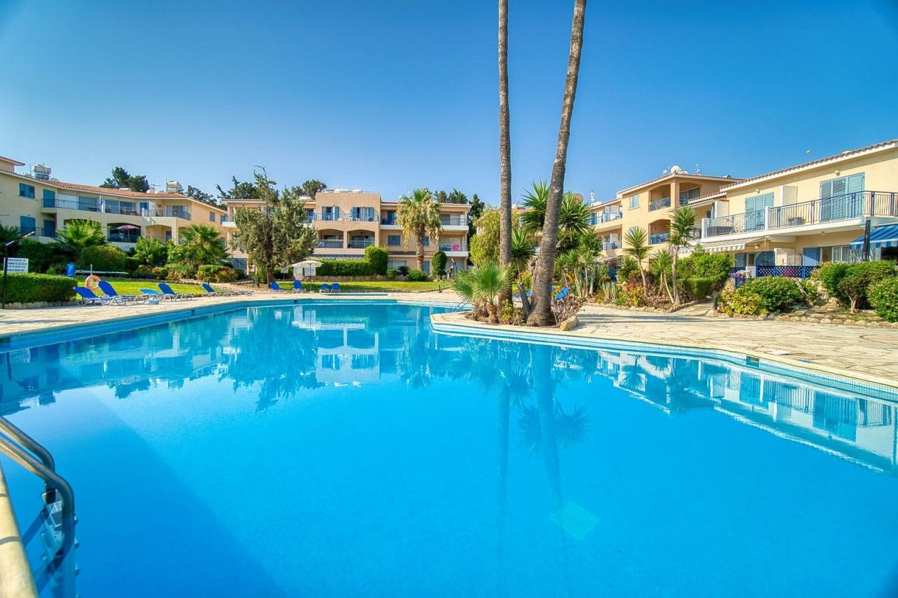 Апартаменты в Пафосе, Кипр, 70 м² - фото 14