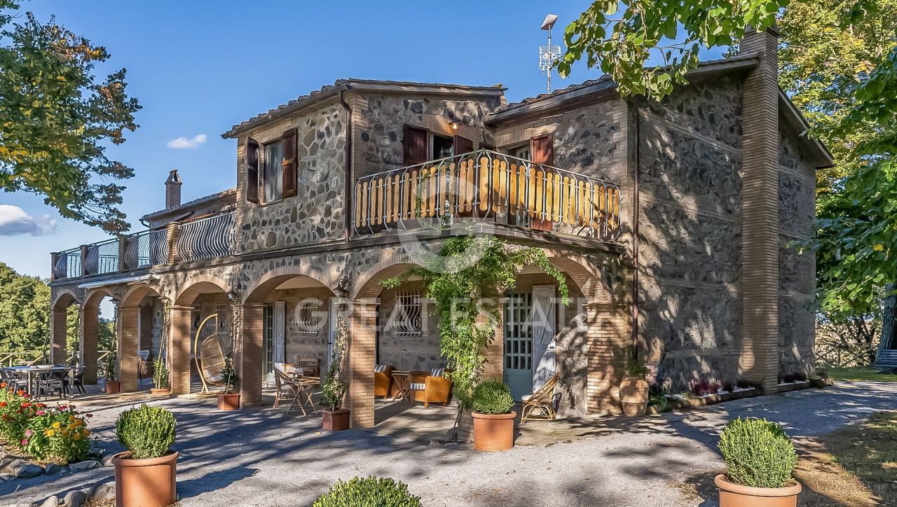 Дом в Орвието, Италия, 425.7 м² - фото 3