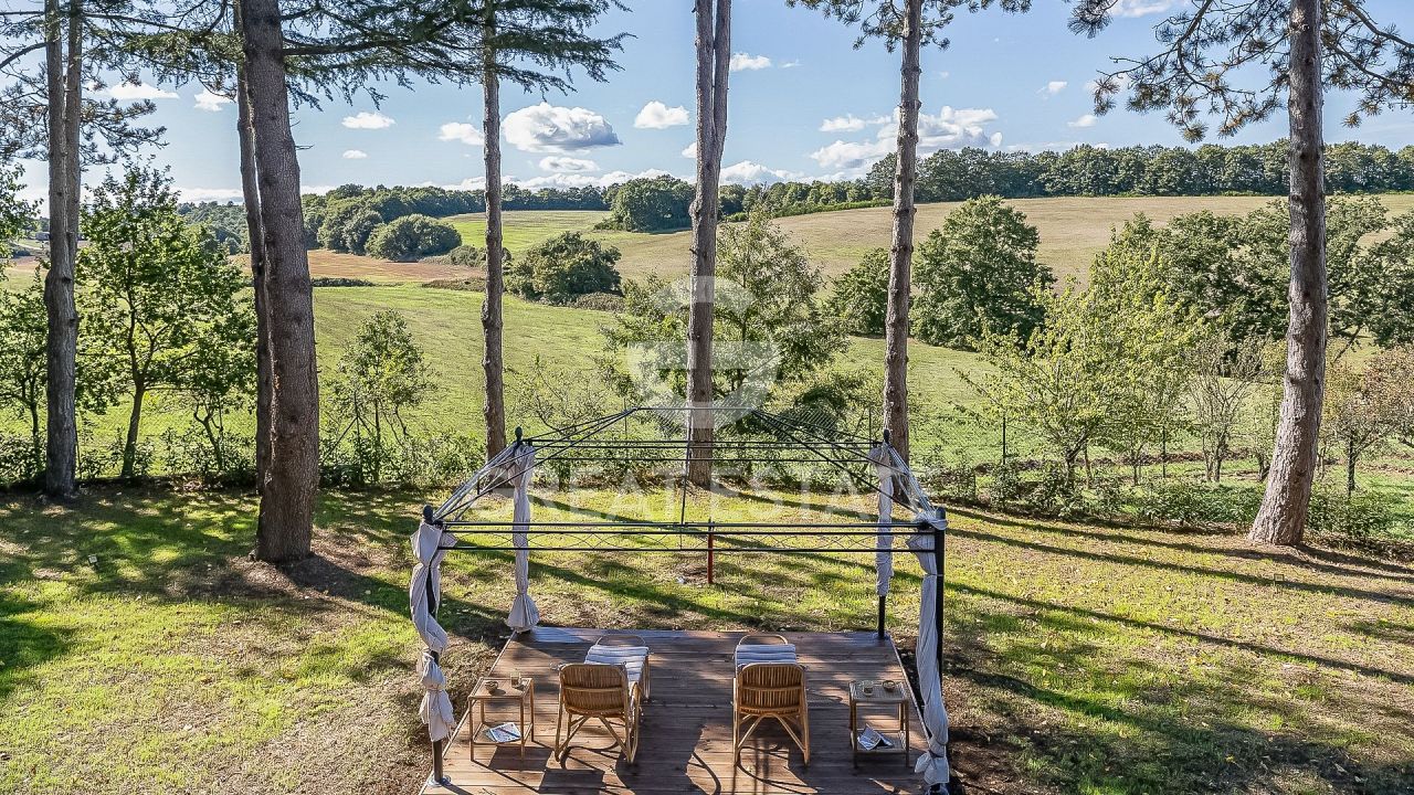 Дом в Орвието, Италия, 425.7 м² - фото 6