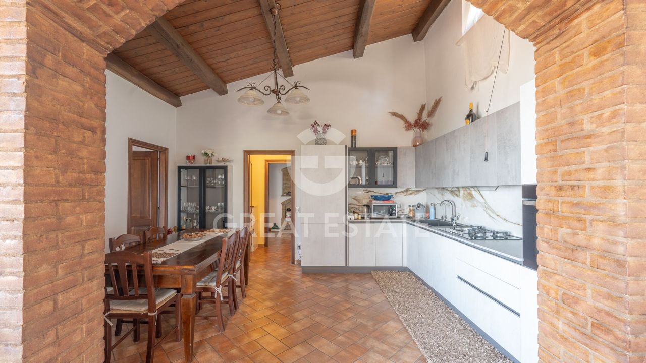 Дом в Треви, Италия, 203 м² - фото 16