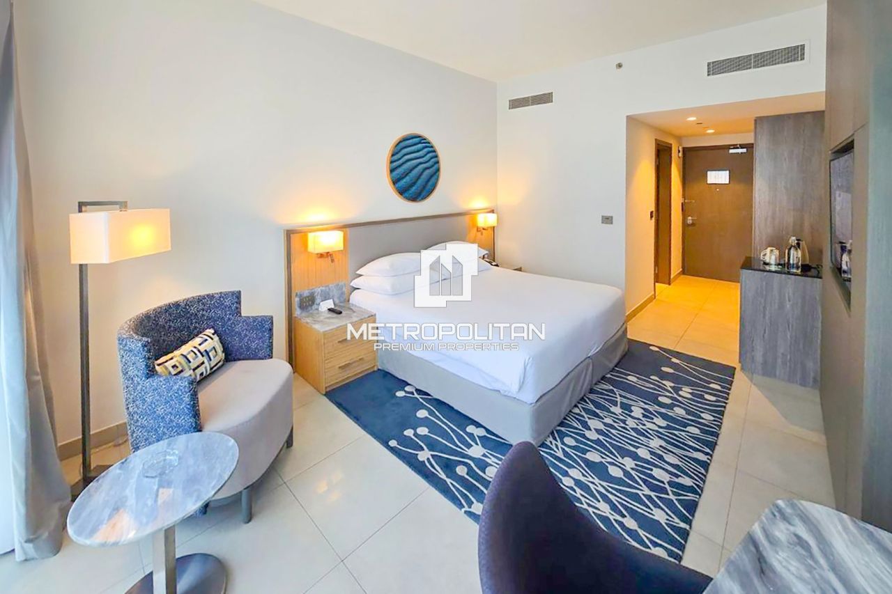 Отель, гостиница в Дубае, ОАЭ, 28 м² - фото 1