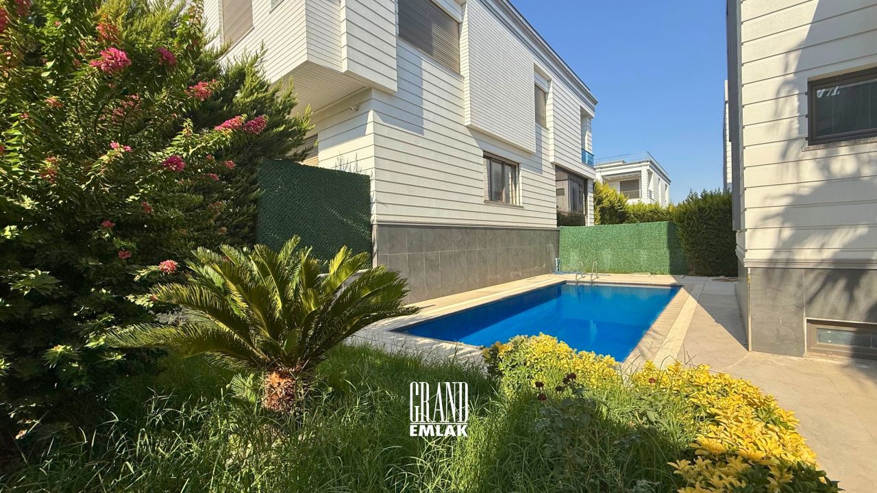 Вилла в Анталии, Турция, 380 м² - фото 2