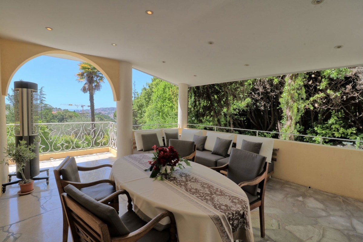 Вилла в Ницце, Франция, 400 м² - фото 3