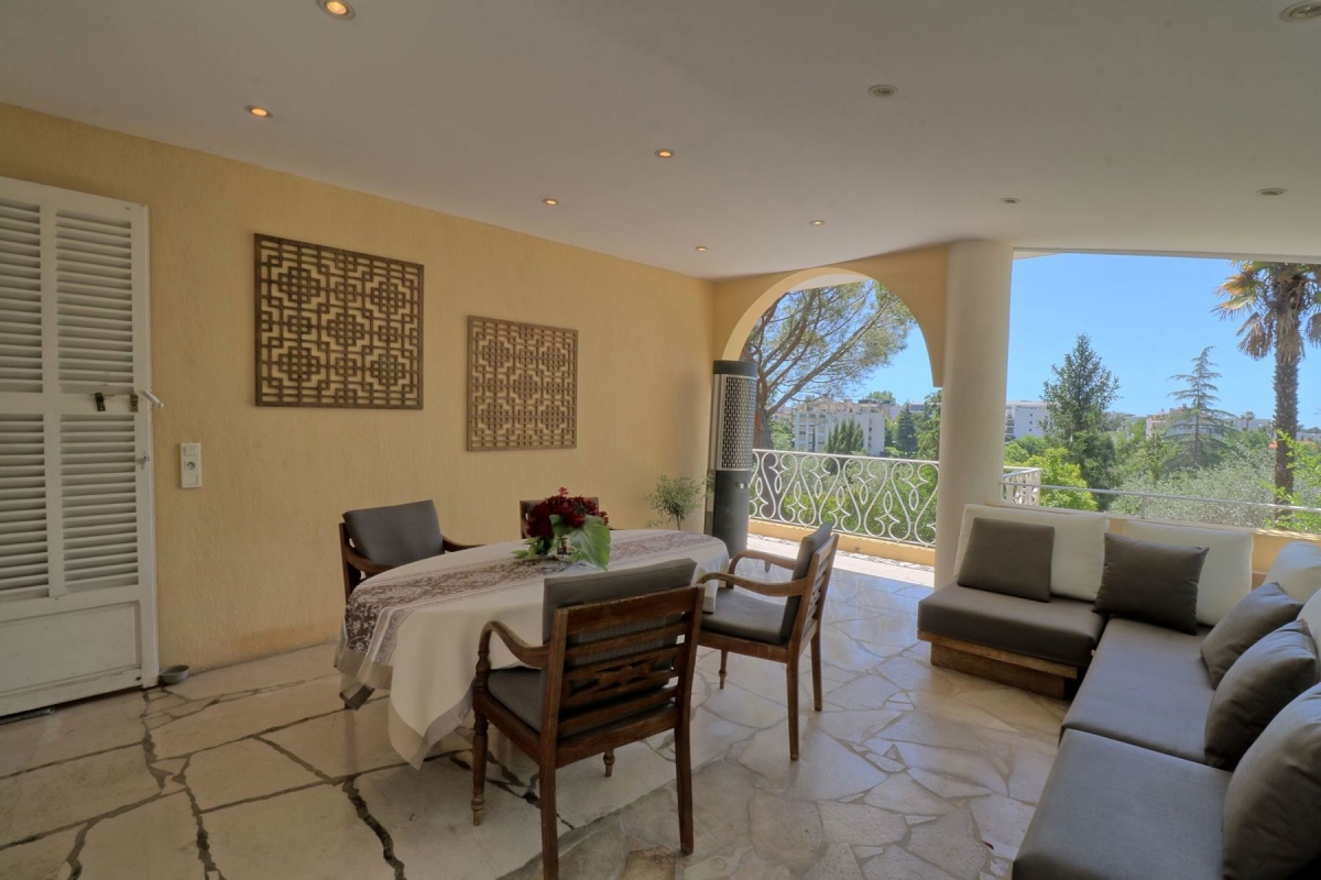 Вилла в Ницце, Франция, 400 м² - фото 7