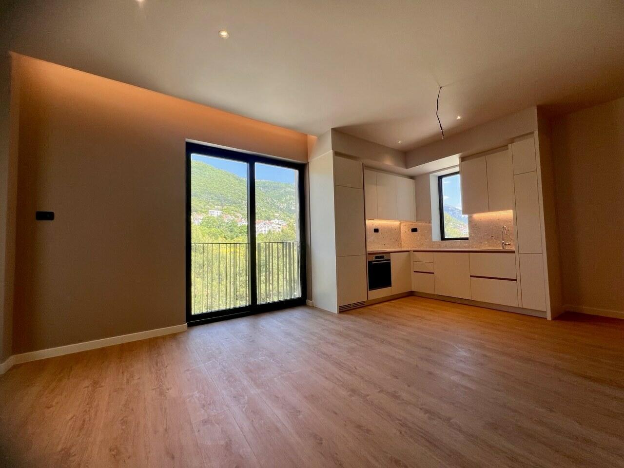 Квартира в Тивате, Черногория, 45 м² - фото 3