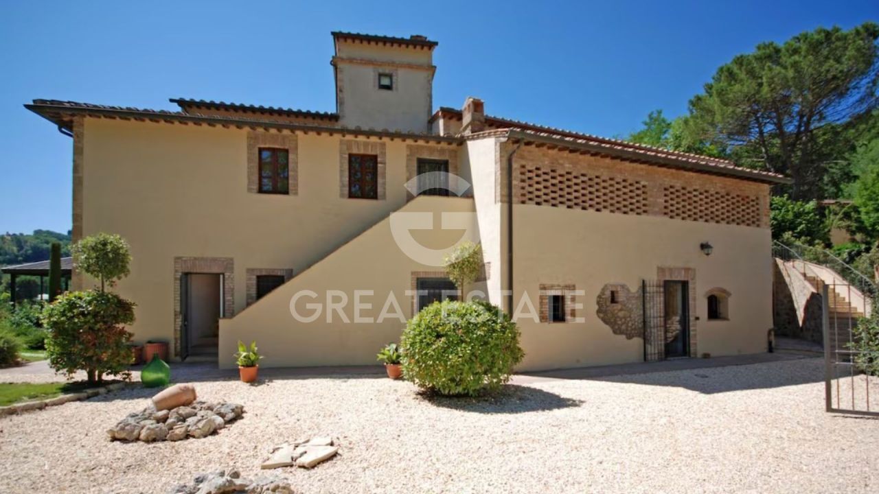 Дом в Сан-Джиминьяно, Италия, 739.1 м² - фото 3