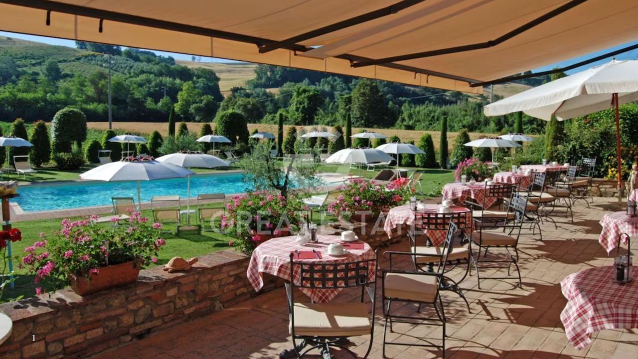 Дом в Сан-Джиминьяно, Италия, 739.1 м² - фото 10