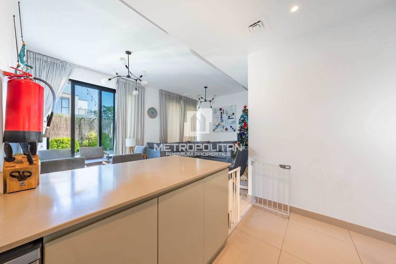 Таунхаус в Дубае, ОАЭ, 232 м² - фото 7