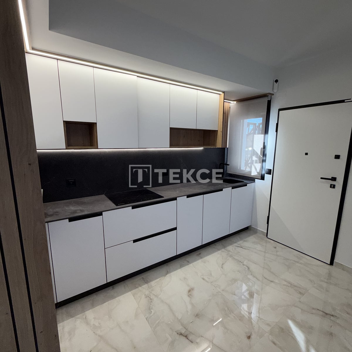 Апартаменты в Альгорфе, Испания, 96 м² - фото 18