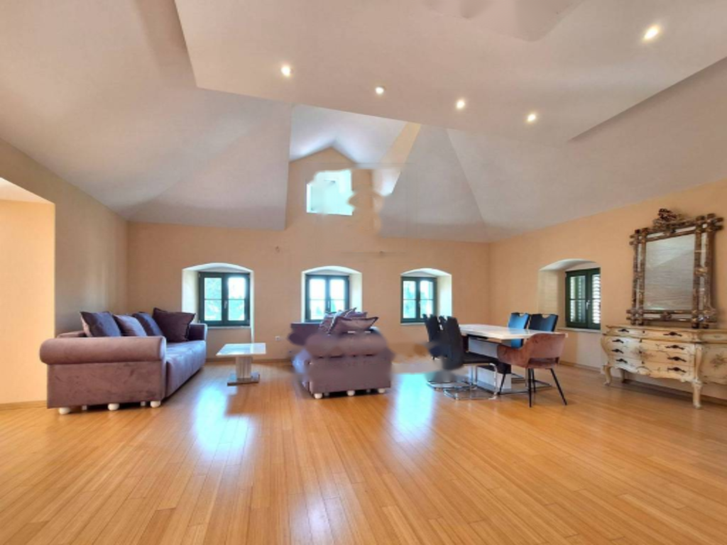 Квартира в Опатии, Хорватия, 185 м² - фото 1