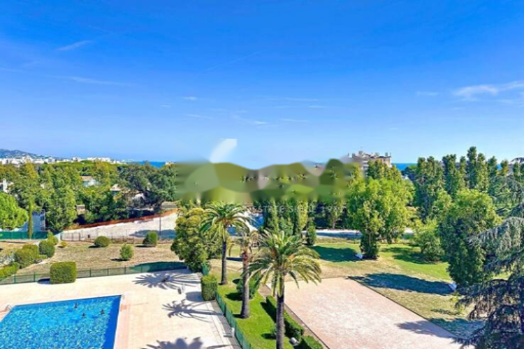 Квартира в Каннах, Франция, 30 м² - фото 1