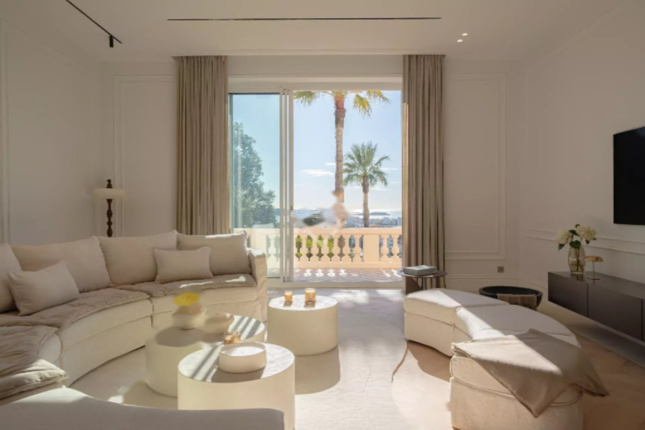 Квартира в Каннах, Франция, 235 м² - фото 1