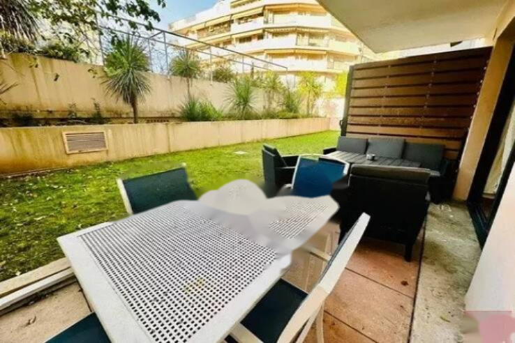 Квартира в Каннах, Франция, 25 м² - фото 1