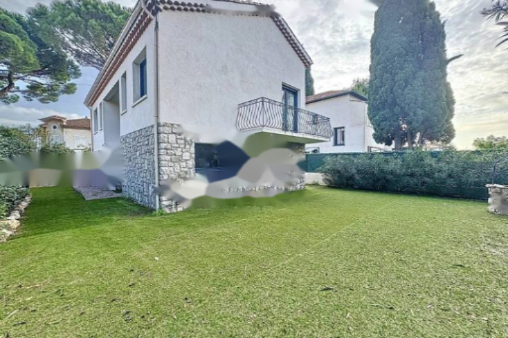 Квартира в Каннах, Франция, 128 м² - фото 1