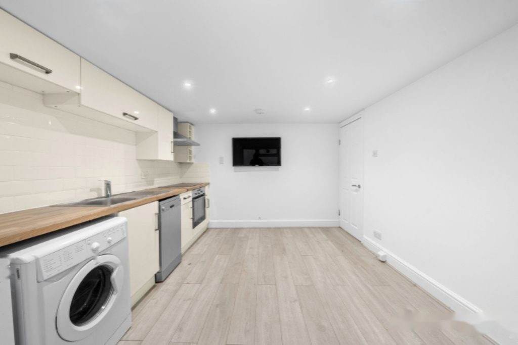 Квартира в Лондоне, Великобритания, 46 м² - фото 2