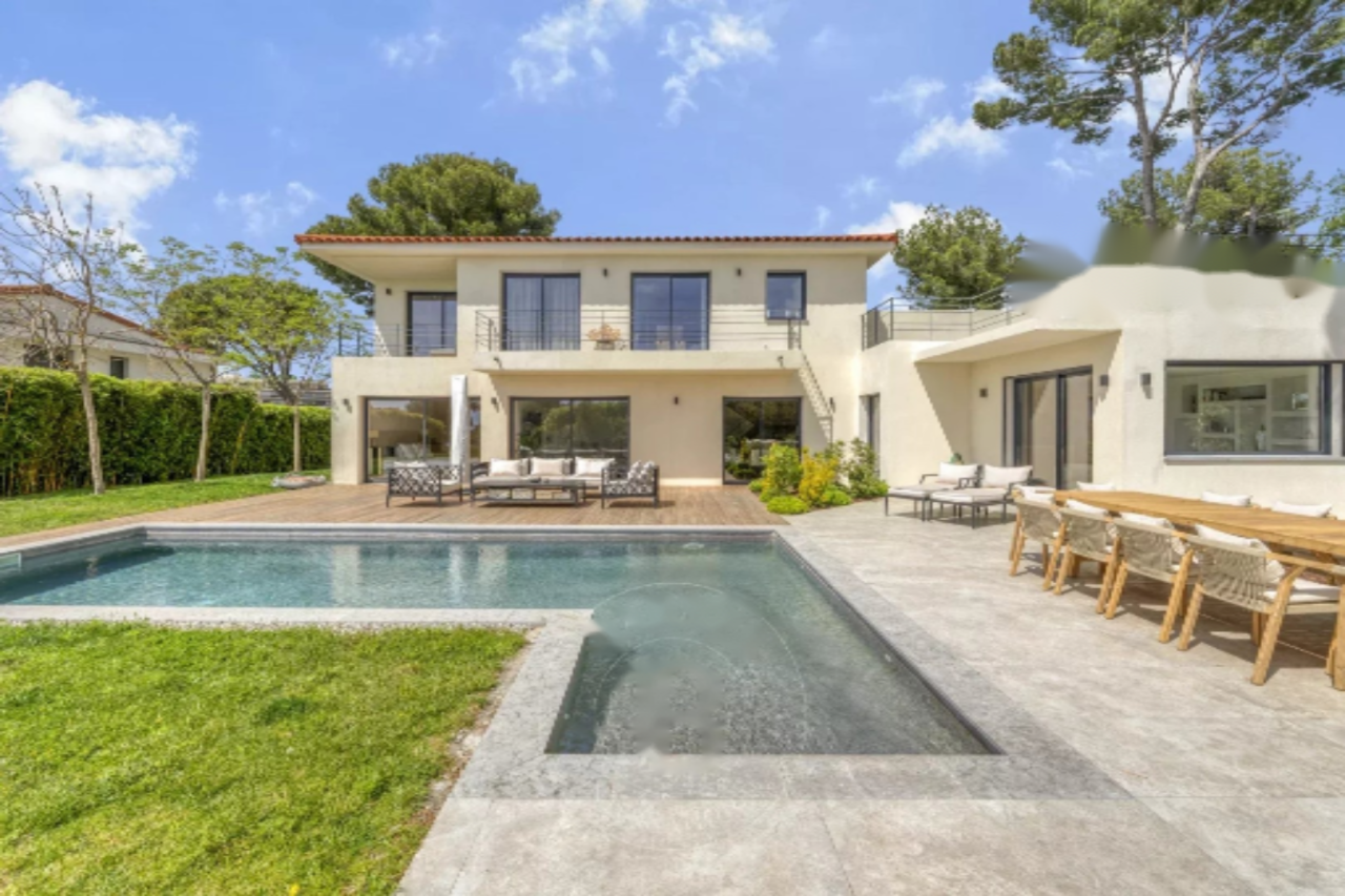 Квартира в Каннах, Франция, 247 м² - фото 2