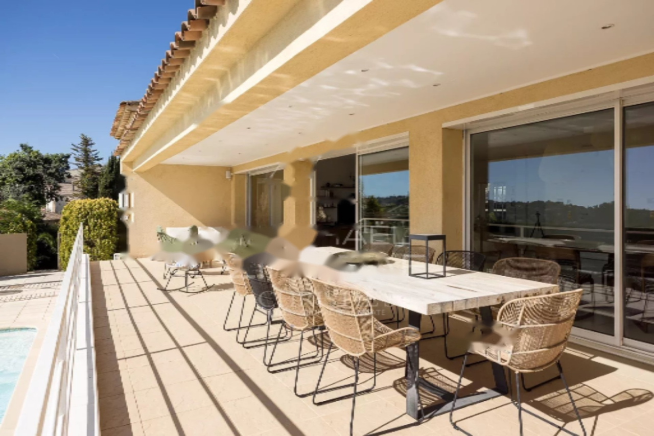 Квартира в Каннах, Франция, 233 м² - фото 3