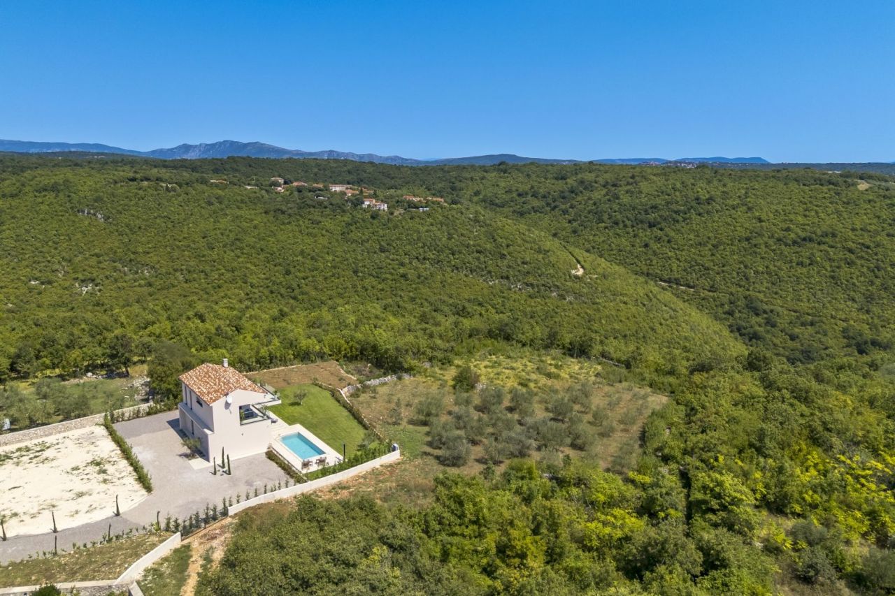 Вилла в Лабине, Хорватия, 111 м² - фото 1