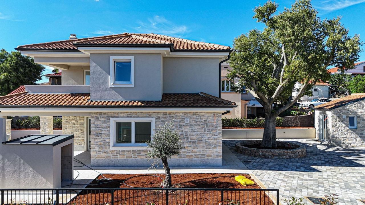 Вилла в Врбнике, Хорватия, 137 м² - фото 1