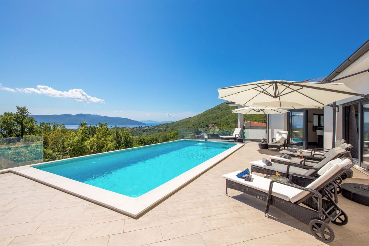 Вилла Mošćenička Draga, Хорватия, 480 м² - фото 1