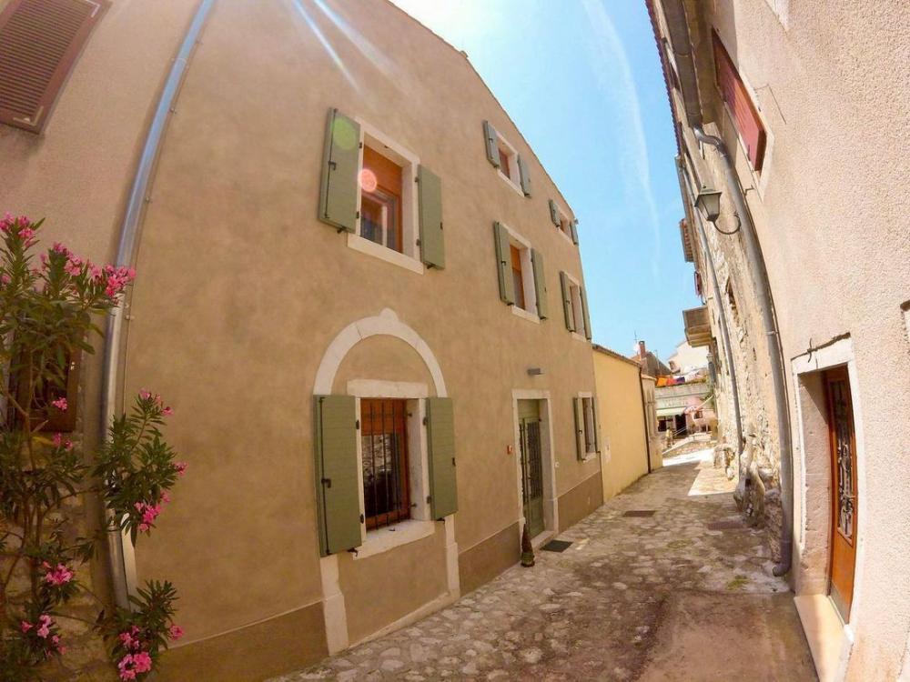 Отель, гостиница в Врсаре, Хорватия, 164 м² - фото 1