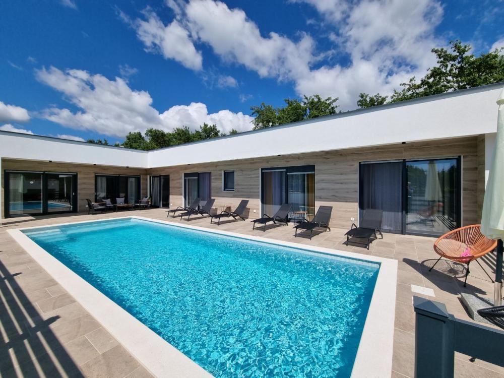 Вилла в Светвинченате, Хорватия, 220 м² - фото 1