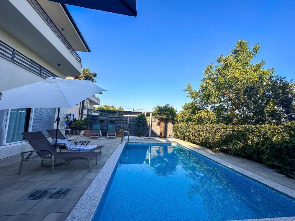 Вилла в Матульи, Хорватия, 282 м² - фото 1