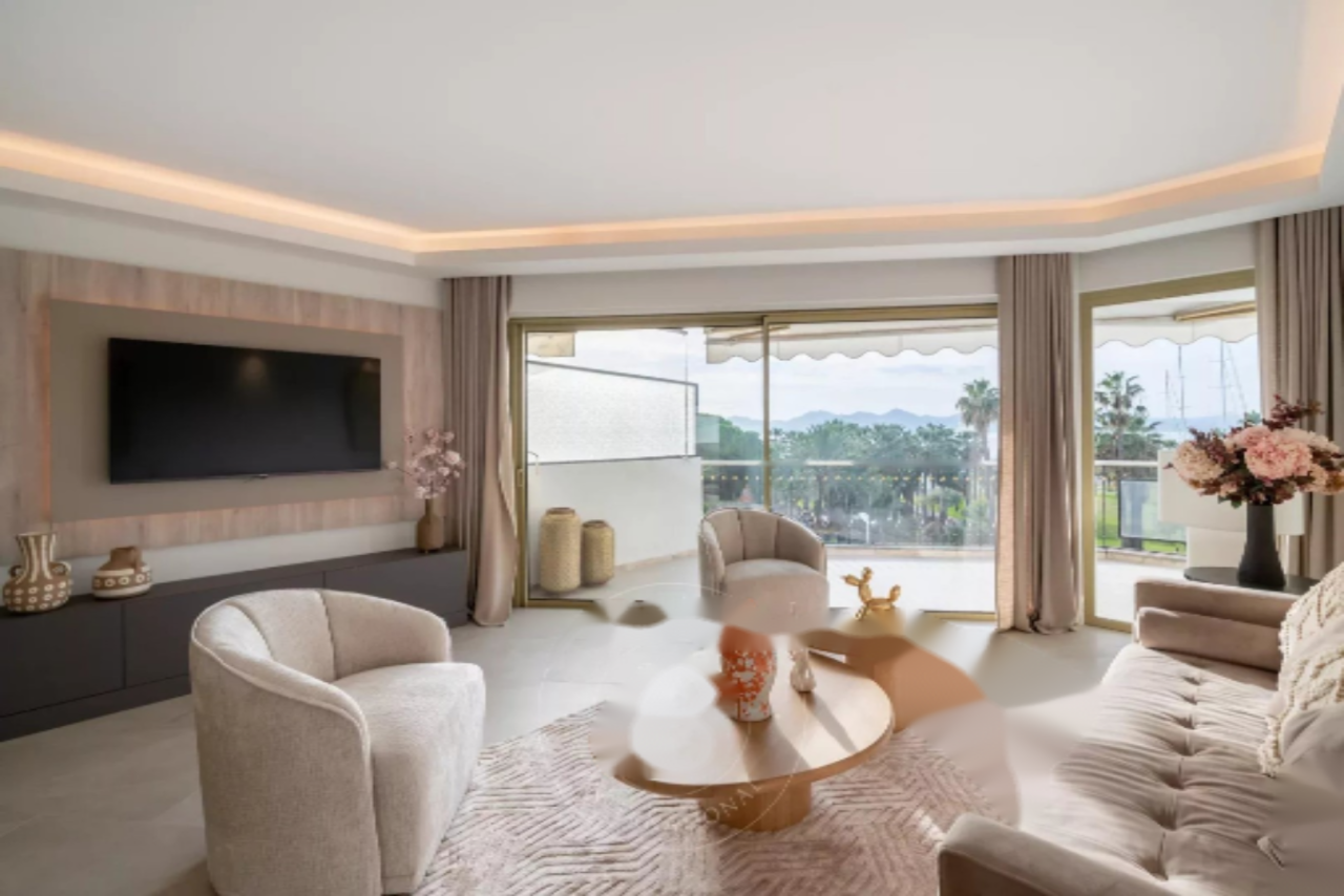 Квартира в Каннах, Франция, 95 м² - фото 10