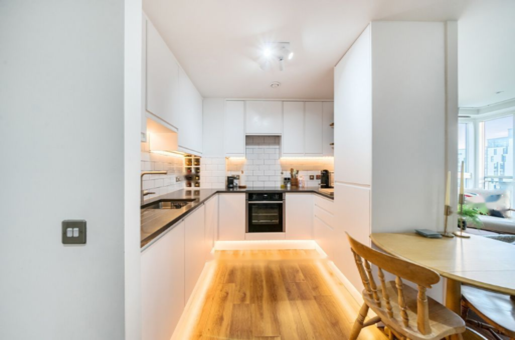 Квартира в Лондоне, Великобритания, 47 м² - фото 12