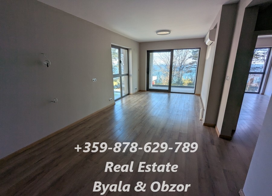 Квартира в Обзоре, Болгария, 95 м² - фото 1