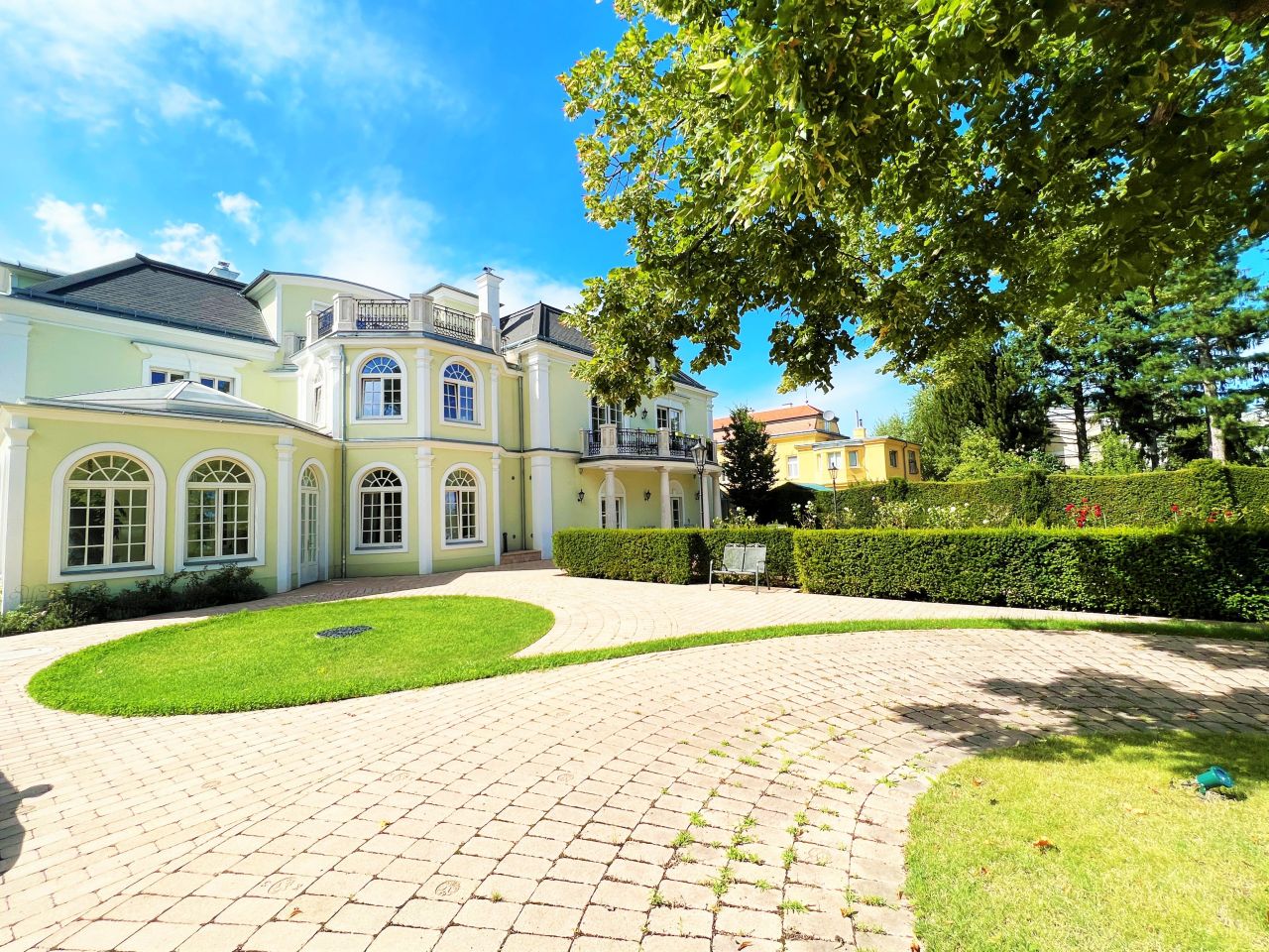 Вилла в Вене, Австрия, 1 500 м² - фото 3