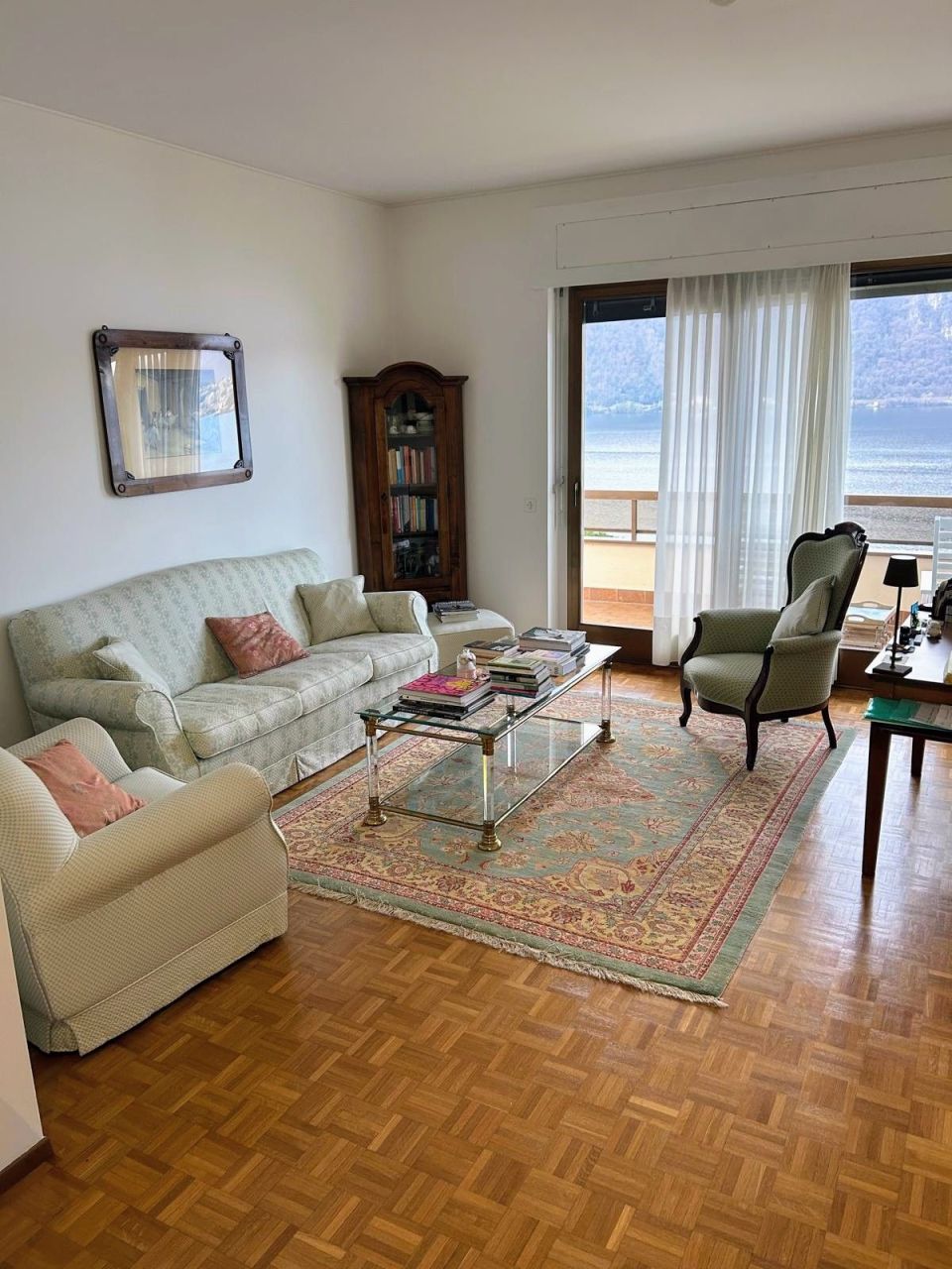 Квартира в Кампионе-д'Италия, Италия, 65 м² - фото 3