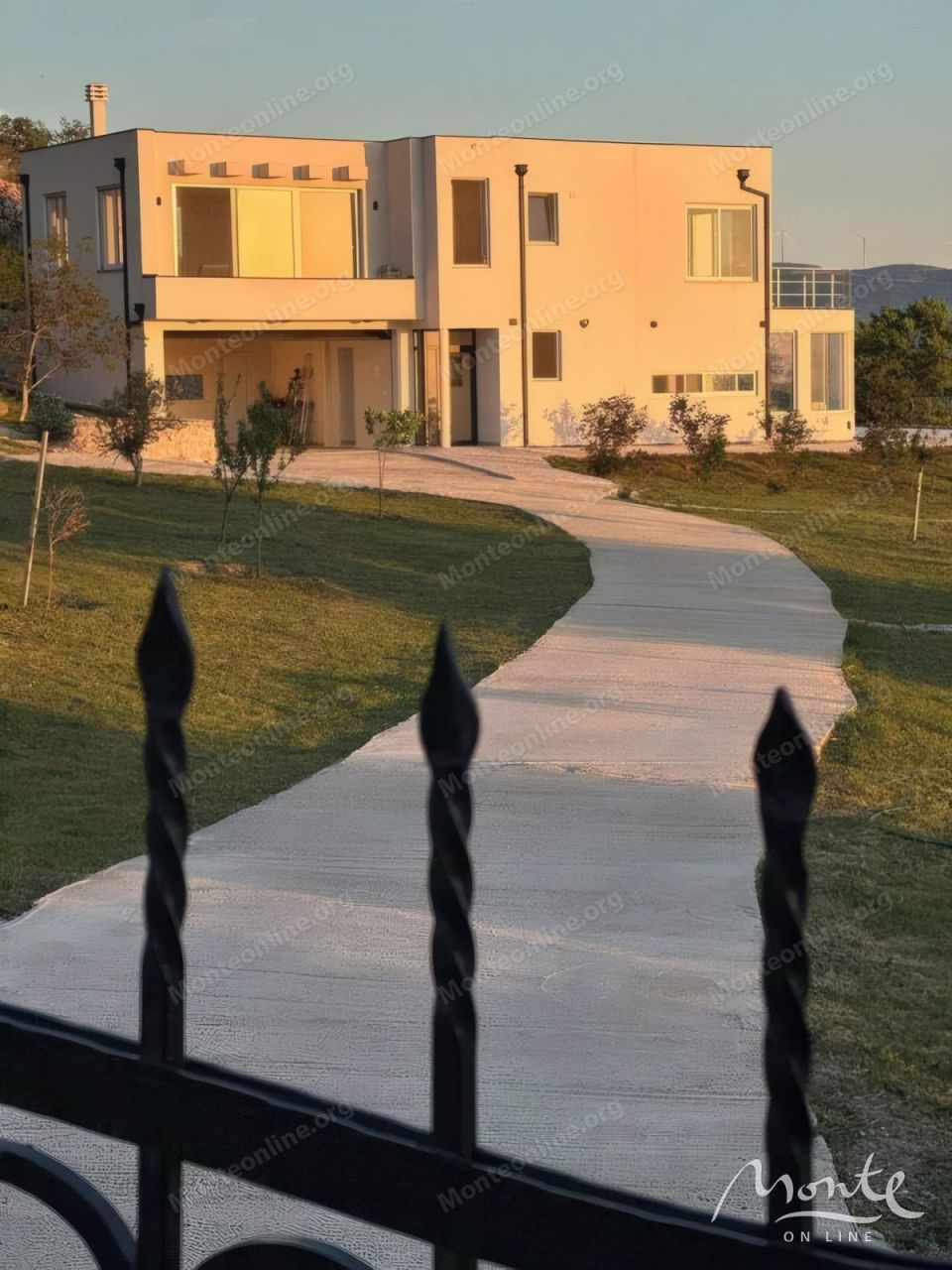 Вилла в Добра Воде, Черногория, 240 м² - фото 7