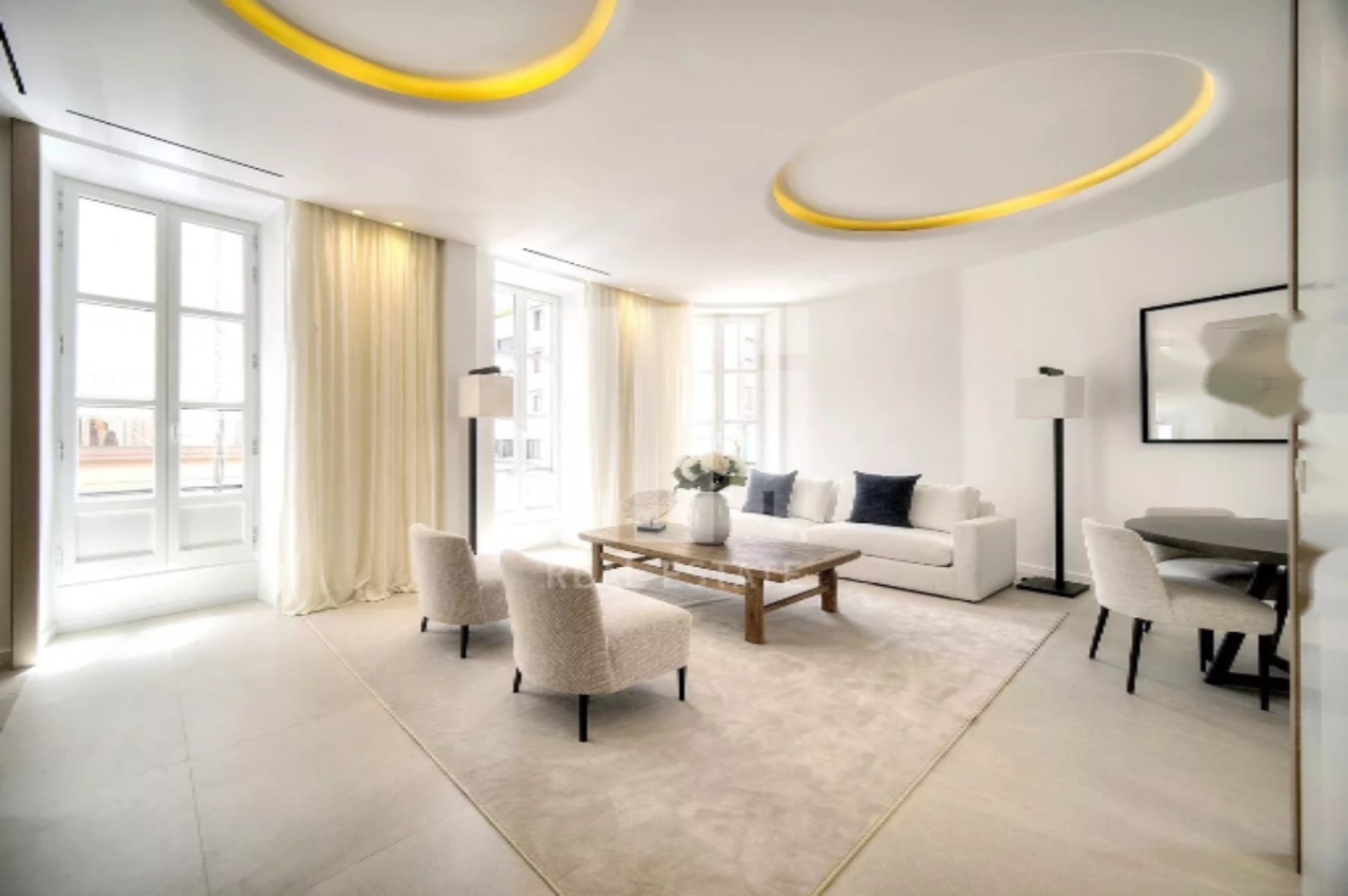 Квартира в Каннах, Франция, 90 м² - фото 1
