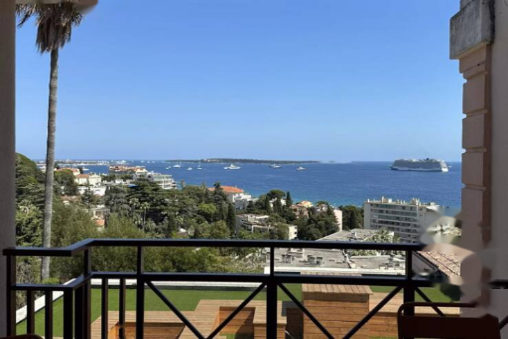 Квартира в Каннах, Франция, 27 м² - фото 1