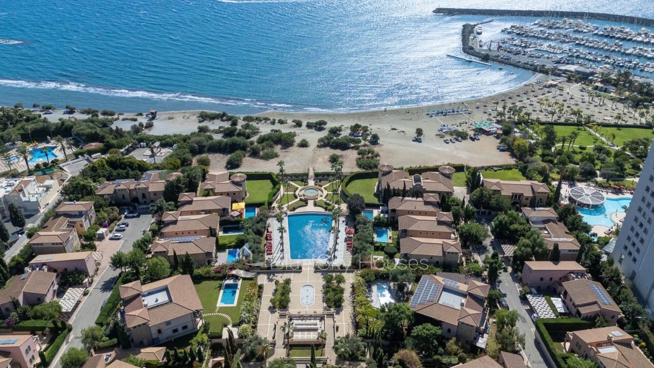 Апартаменты в Лимасоле, Кипр, 102 м² - фото 1